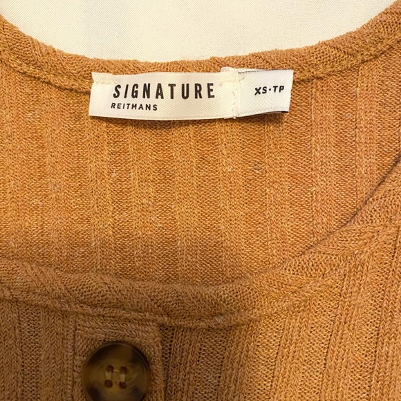 Summer Top - Picture 2 of 2